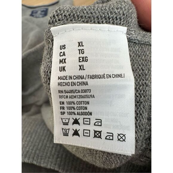 American Eagle Gray V-Neck Sweater Size XL - Picture 6 of 6